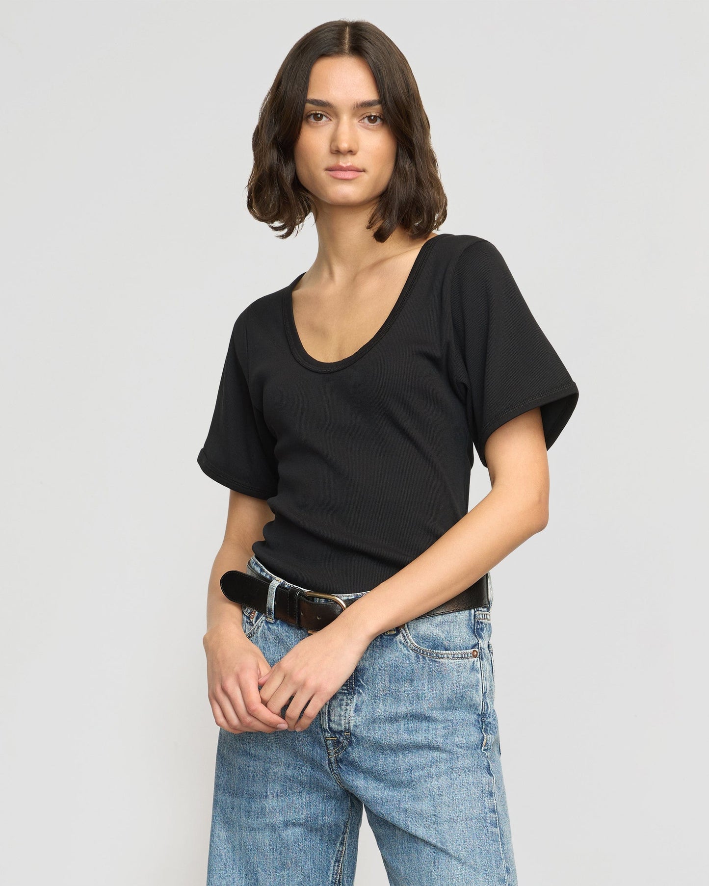 Olivia | Renee Sculpted Scoop-Neck Tee in Size Small